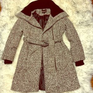 Express coat hounds tooth medium